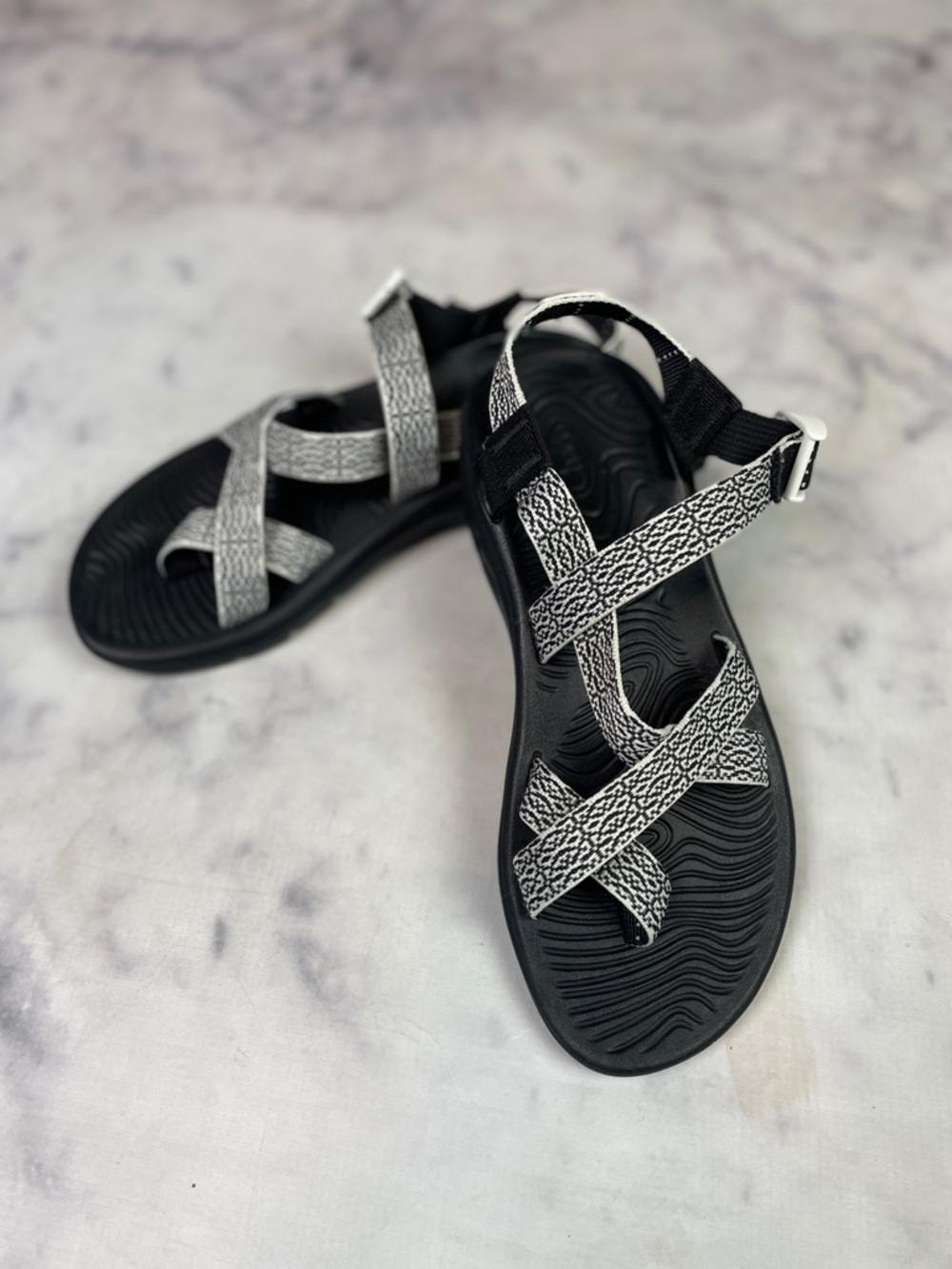 Chaco Z/Volv 2 Verdant Black White Print Sport Sandals Outdoor Adventure Sz 9